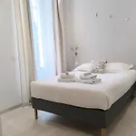 Spacious 4 Bedroom With Sunny Terrace Канны
